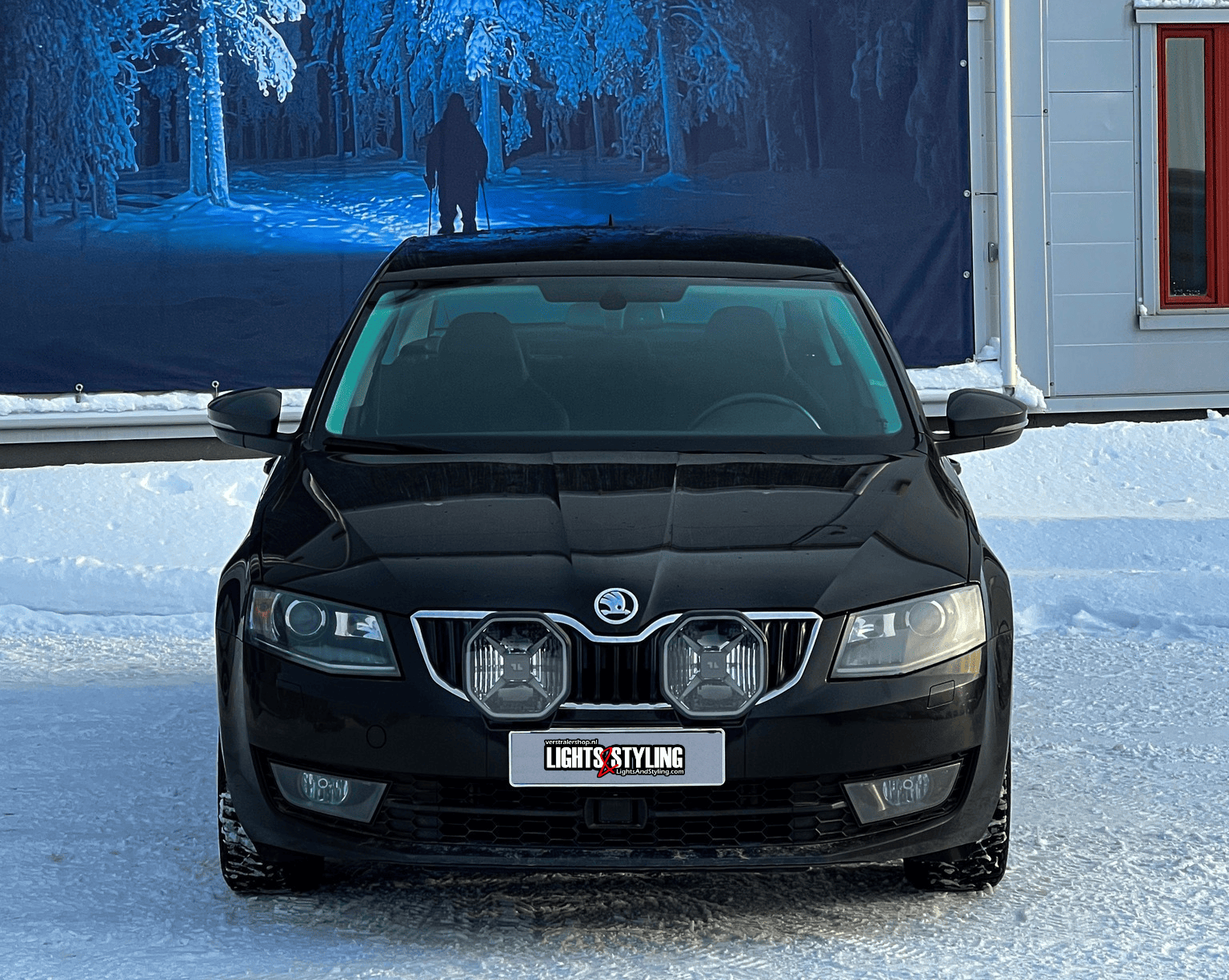 LuminaLights Power X6 på ett fordon